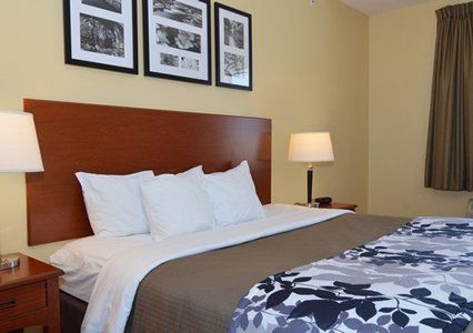 Sleep & New Braunfels